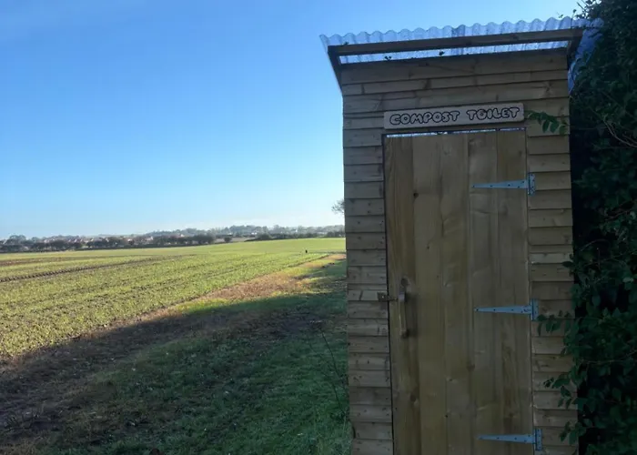 Pear Tree Hut At Carr House Farm