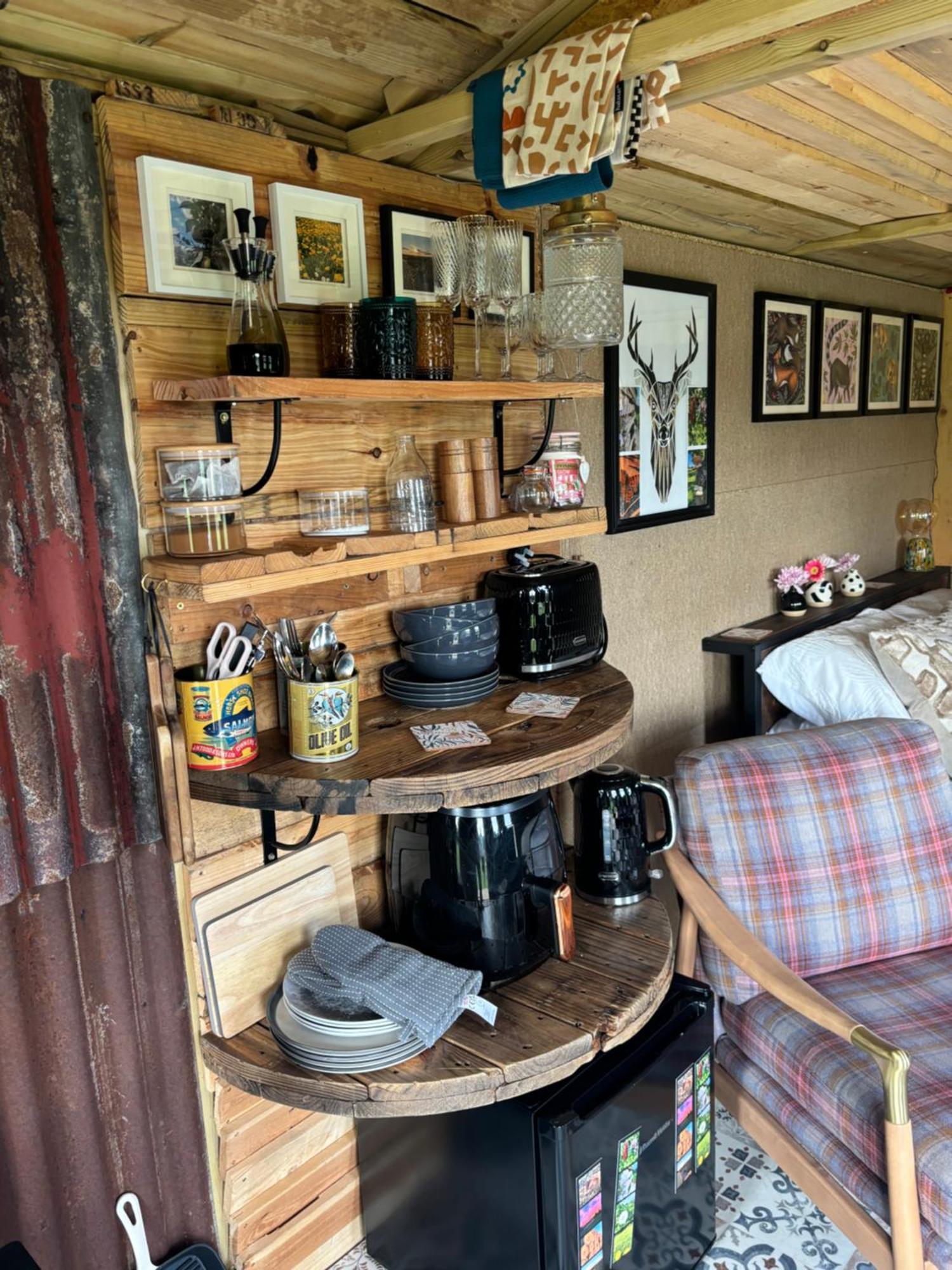 Pear Tree Hut At Carr House Farm Campsite *