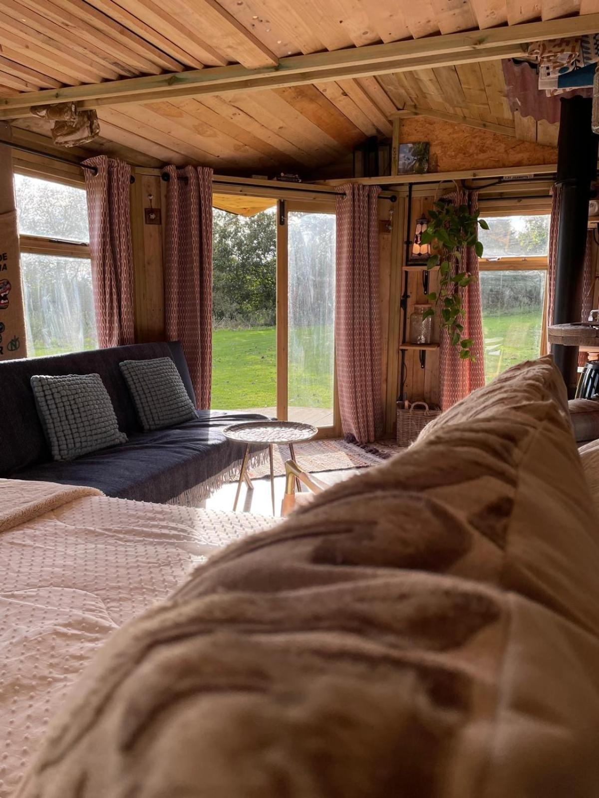 Pear Tree Hut At Carr House Farm